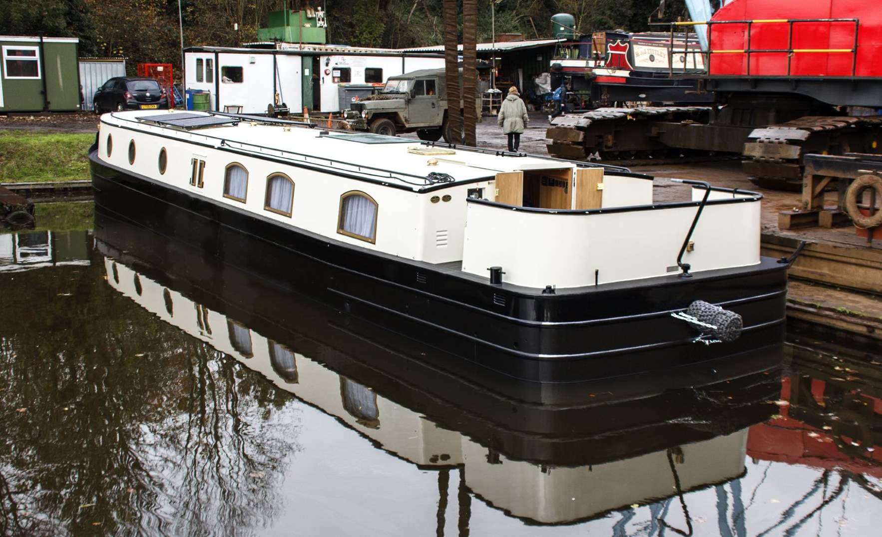 Wide Beam Boat Building Services Warwickshire,